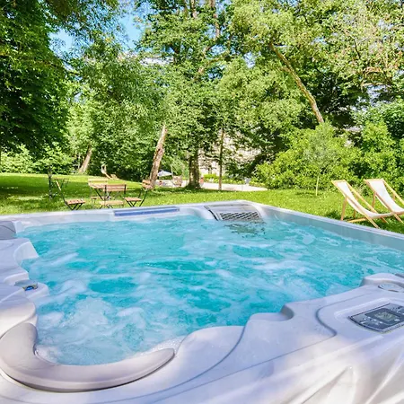 Chateau Le Fresne 4* Bouchemaine