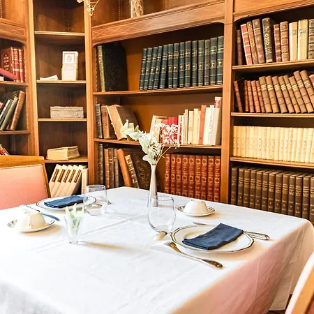 Chateau Le Fresne Πανσιόν