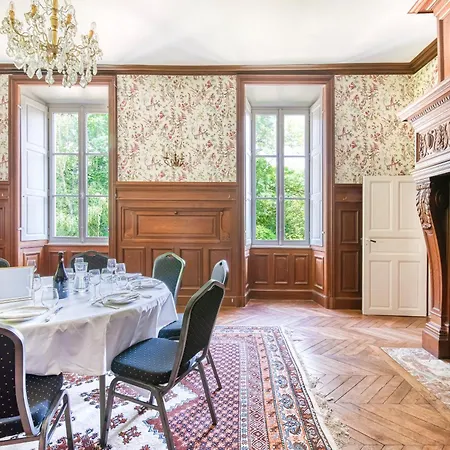 Chateau Le Fresne